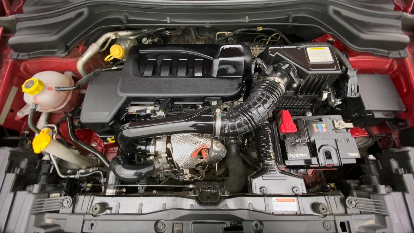 2021 Mahindra XUV300 W8 (O) DIESEL  AT, Diesel, Automatic, 29,594 km, Open Bonet