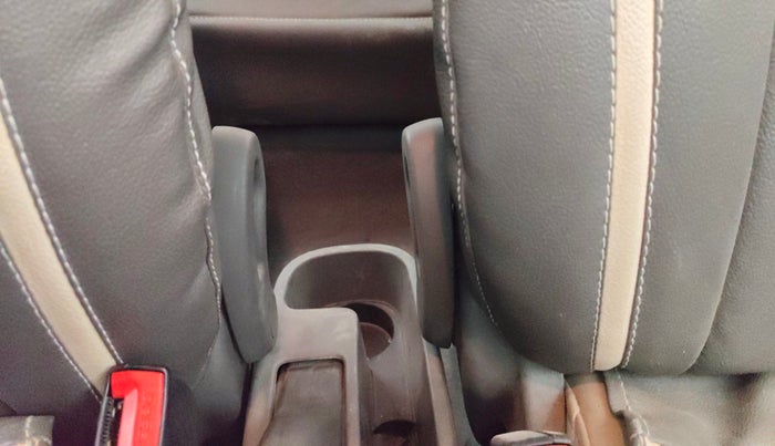 2013 Hyundai i10 MAGNA 1.2, Petrol, Manual, 52,515 km, Driver Side Adjustment Panel