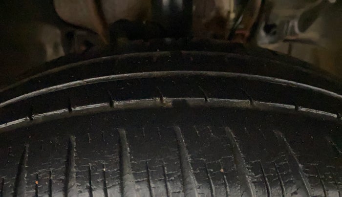 2018 Tata Tiago XZ PETROL, Petrol, Manual, 48,850 km, Right Front Tyre Tread