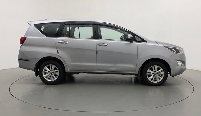 2016 Toyota Innova Crysta 2.4 VX 8 STR, Diesel, Manual, 70,470 km, Right Side