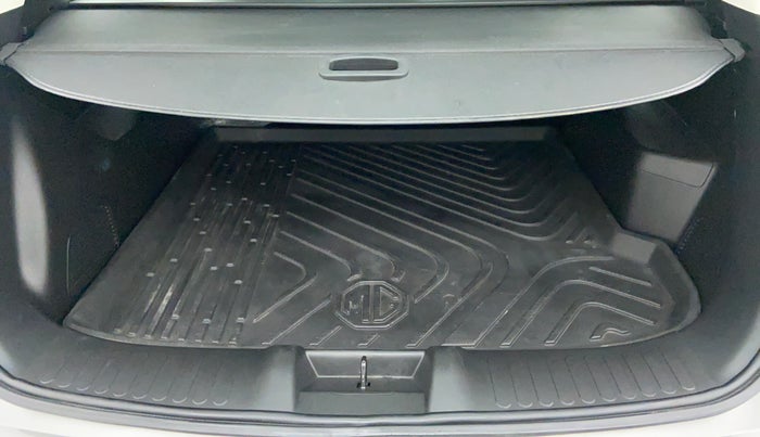 2019 MG HECTOR SHARP HYBIRD PETROL MT, Petrol, Manual, 10,945 km, Boot Inside