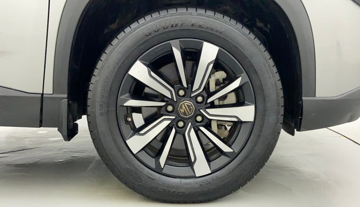 2019 MG HECTOR SHARP HYBIRD PETROL MT, Petrol, Manual, 10,945 km, Right Front Wheel