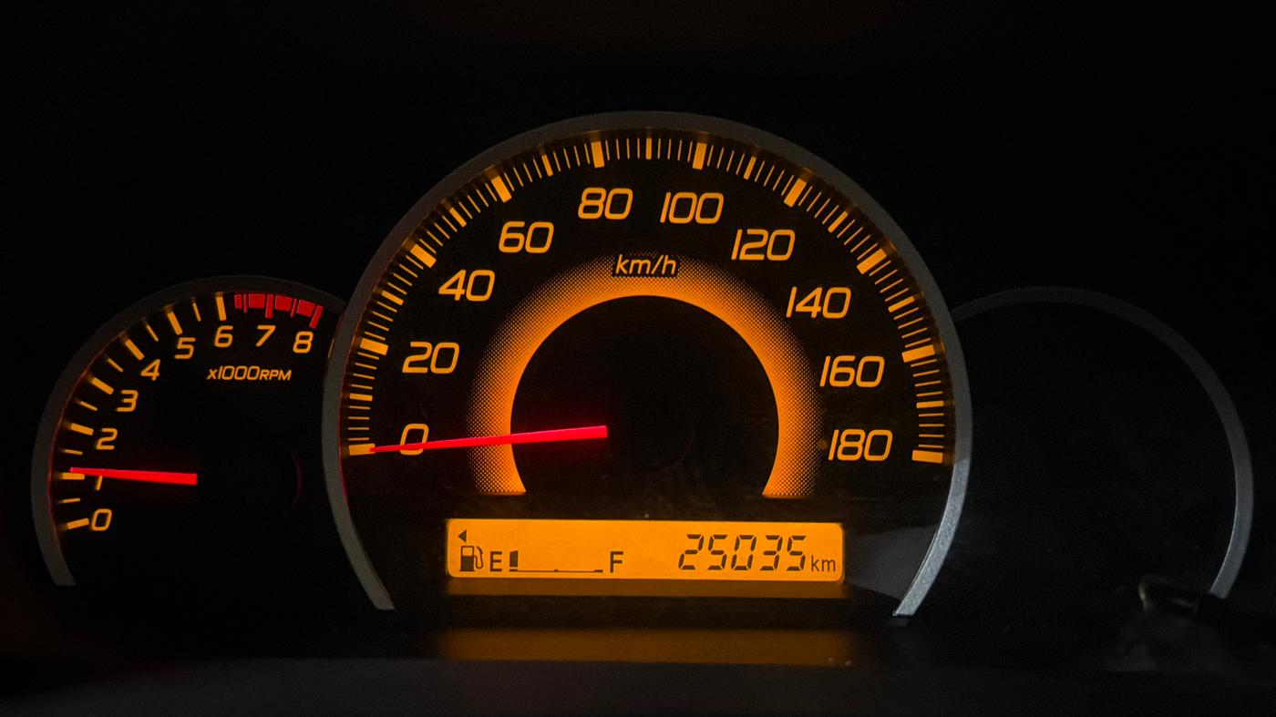 2015 Maruti Wagon R 1.0 VXI, Petrol, Manual, 25,025 km, Odometer Image