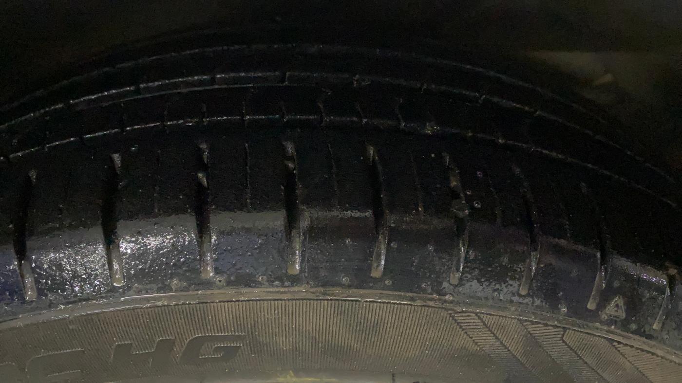 2022 Maruti Baleno ZETA 1.2 AGS, Petrol, Automatic, 18,007 km, Right Front Tyre Tread