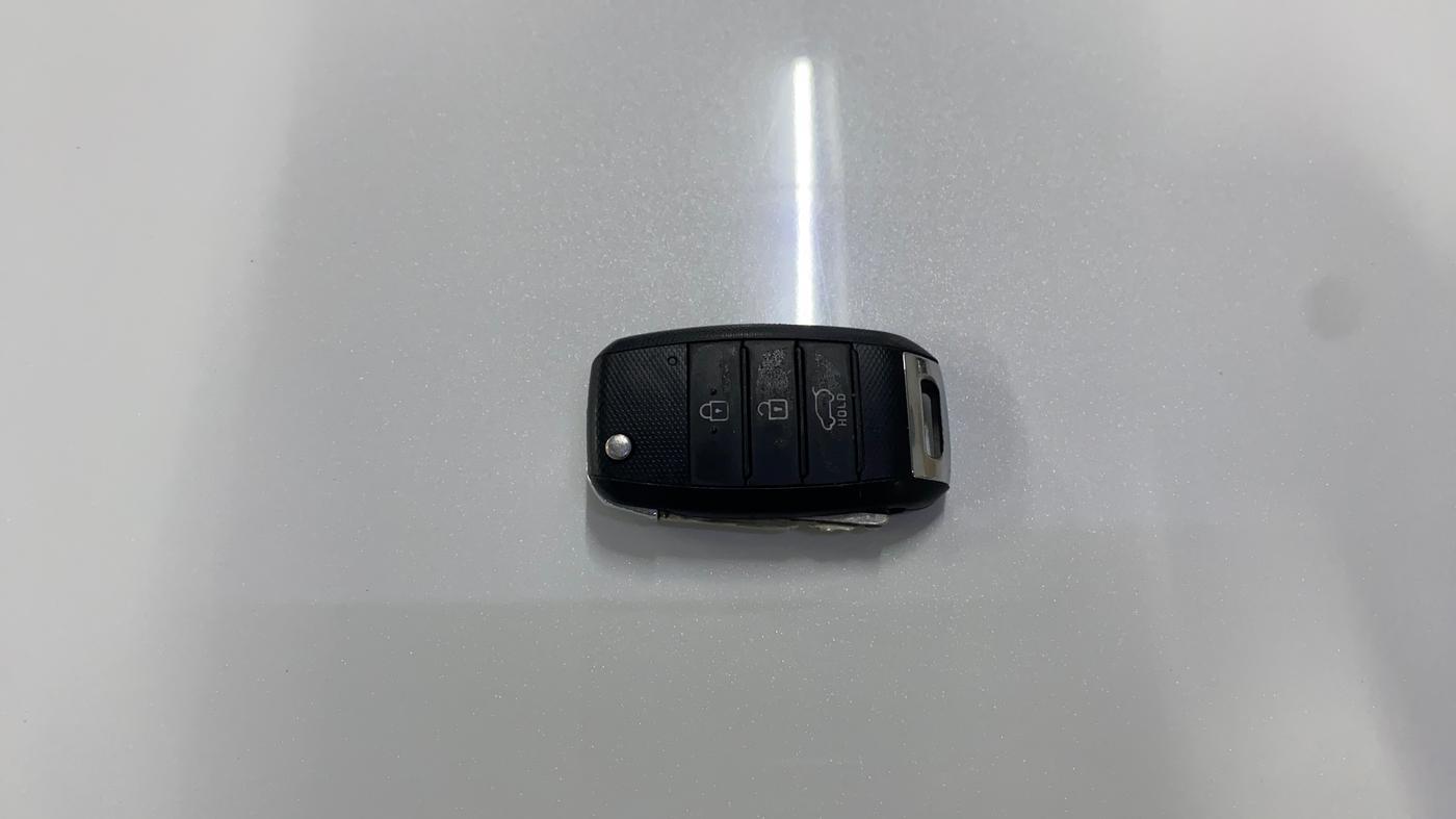 2023 KIA CARENS PRESTIGE 1.5 PETROL 7 STR, Petrol, Manual, 22,780 km, Key Close Up