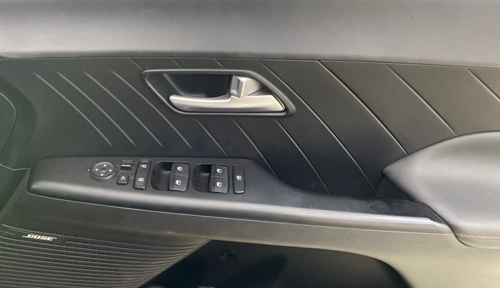 2023 Hyundai Verna SX (O) 1.5 TURBO PETROL DCT, Petrol, Automatic, 11,754 km, Driver Side Door Panels Control