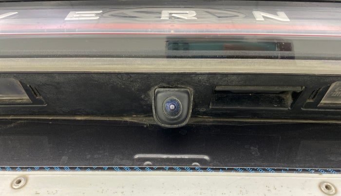 2023 Hyundai Verna SX (O) 1.5 TURBO PETROL DCT, Petrol, Automatic, 11,754 km, Parking Camera