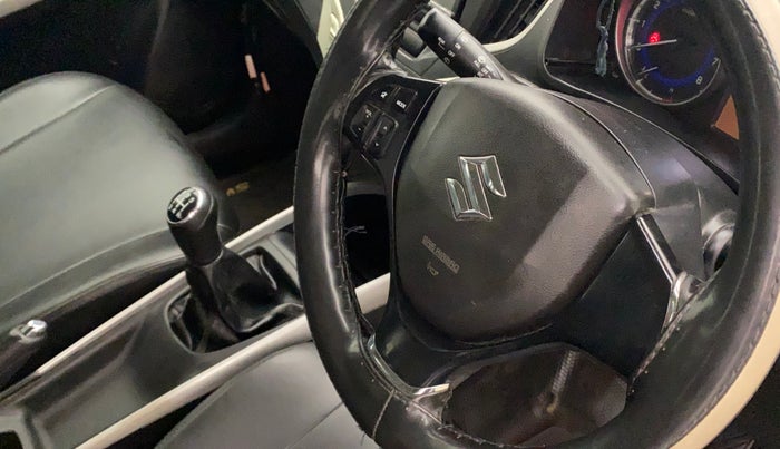 2016 Maruti Baleno ZETA PETROL 1.2, Petrol, Manual, 1,04,382 km, Steering wheel - Sound system control not functional
