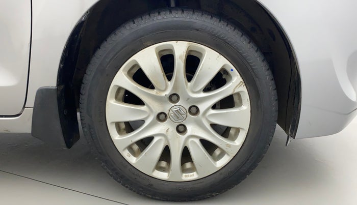 2016 Maruti Baleno ZETA PETROL 1.2, Petrol, Manual, 1,04,382 km, Right Front Wheel
