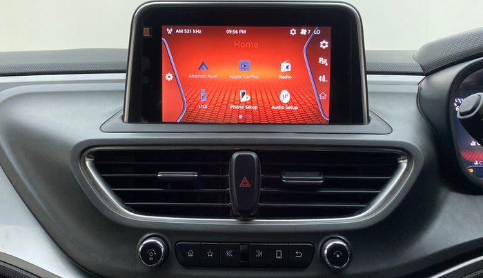 2020 Tata ALTROZ XZ PETROL, Petrol, Manual, 33,547 km, Infotainment System