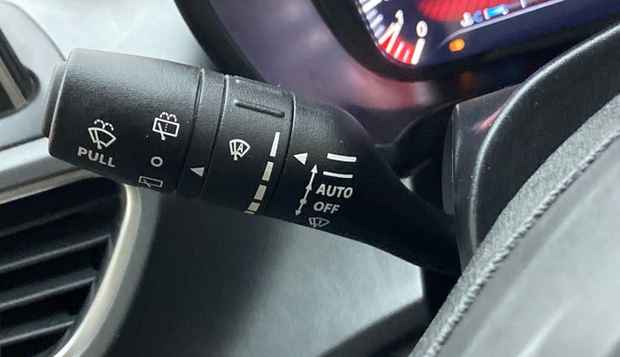 2020 Tata ALTROZ XZ PETROL, Petrol, Manual, 33,547 km, Rain Sensing Wipers