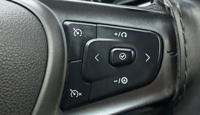 2020 Tata ALTROZ XZ PETROL, Petrol, Manual, 33,547 km, Adaptive Cruise Control