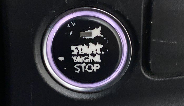 2020 Tata ALTROZ XZ PETROL, Petrol, Manual, 33,547 km, Keyless Start/ Stop Button