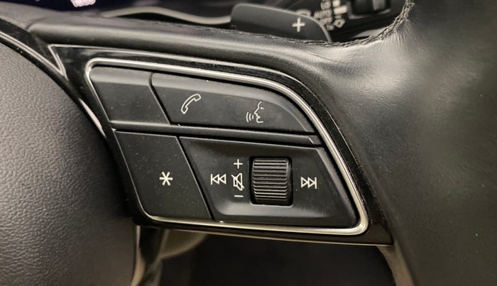 2021 Audi A4 40 TFSI TECHNOLOGY, Petrol, Automatic, 62,701 km, Adaptive Cruise Control