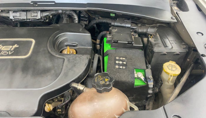 2018 Jeep Compass LIMITED (O) 2.0 DIESEL 4X4, Diesel, Manual, 1,15,207 km, Engine View - Left