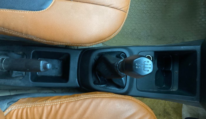 2018 Renault Kwid RXT 0.8, Petrol, Manual, 46,022 km, Gear Lever