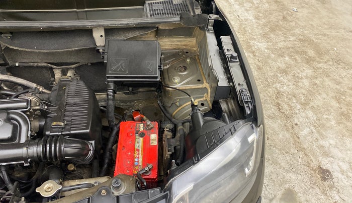 2018 Renault Kwid RXT 0.8, Petrol, Manual, 46,022 km, Engine View - Left