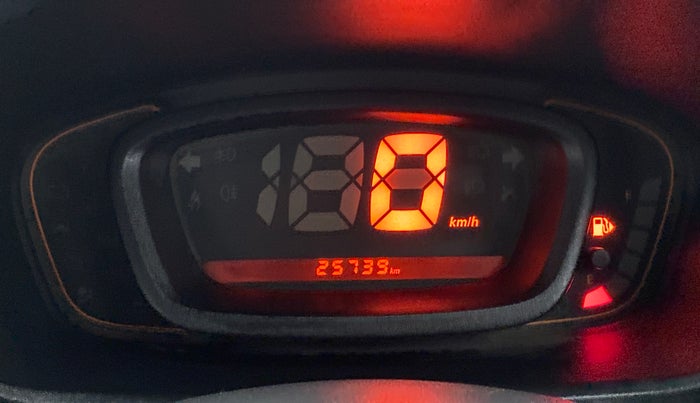 2016 Renault Kwid RXT, Petrol, Manual, 25,768 km, Odometer Image