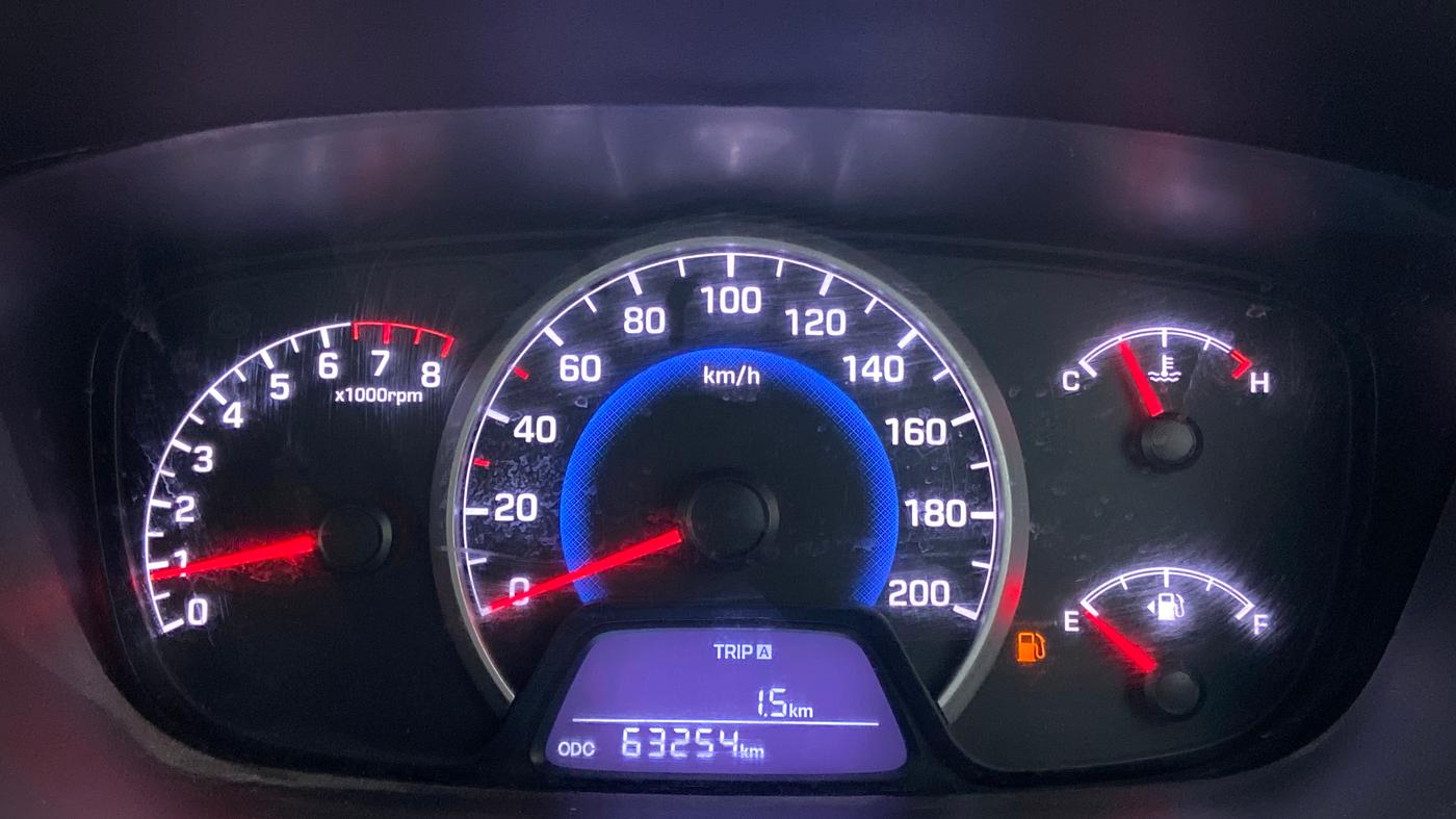 2015 Hyundai Grand i10 SPORTZ 1.2 KAPPA VTVT, Petrol, Manual, 63,253 km, Odometer Image