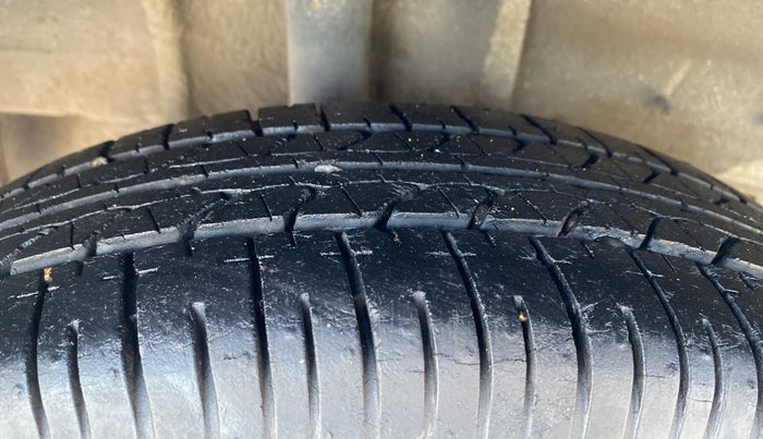 2017 Tata Tiago XE PETROL, Petrol, Manual, 21,555 km, Right Rear Tyre Tread