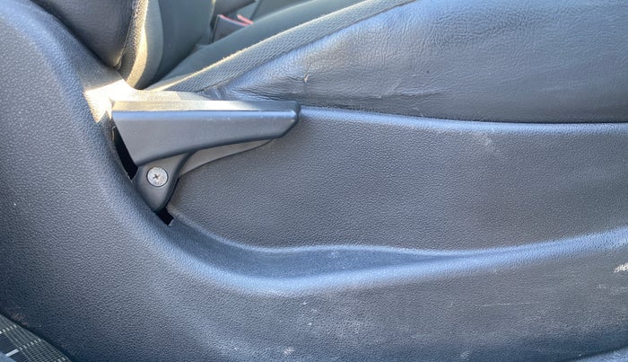 2017 Tata Tiago XE PETROL, Petrol, Manual, 21,555 km, Driver Side Adjustment Panel