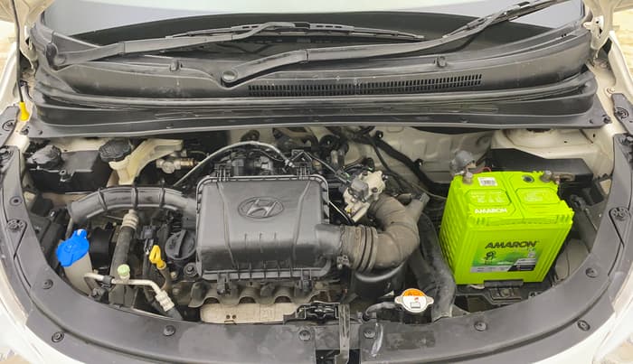 2014 Hyundai i10 MAGNA 1.1, Petrol, Manual, 24,676 km, Engine View