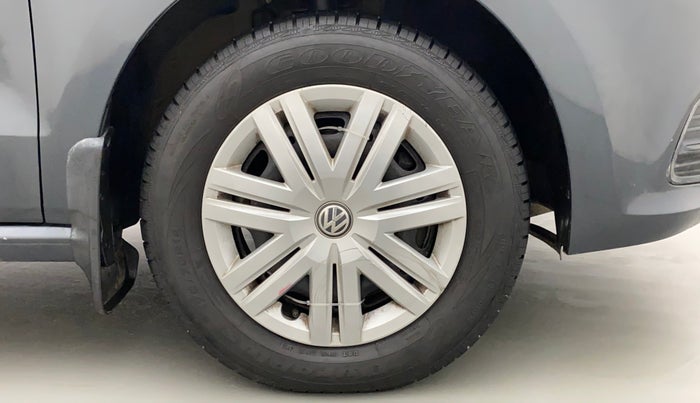 2018 Volkswagen Polo TRENDLINE 1.0L, Petrol, Manual, 25,316 km, Right Front Wheel