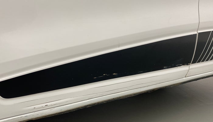 2019 Renault Kwid RXT 0.8, Petrol, Manual, 28,203 km, Front passenger door - Minor scratches