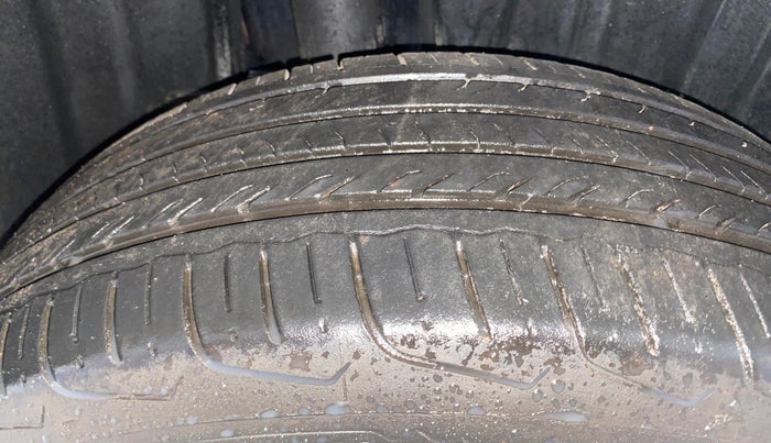 2024 Toyota Urban Cruiser Taisor V 1.0 Petrol MT, Petrol, Manual, 14,638 km, Right Rear Tyre Tread