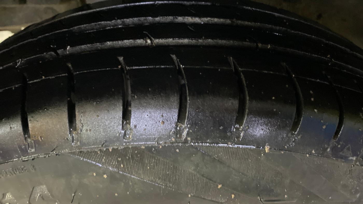 2017 Maruti Swift VXI, Petrol, Manual, 1,15,743 km, Right Rear Tyre Tread