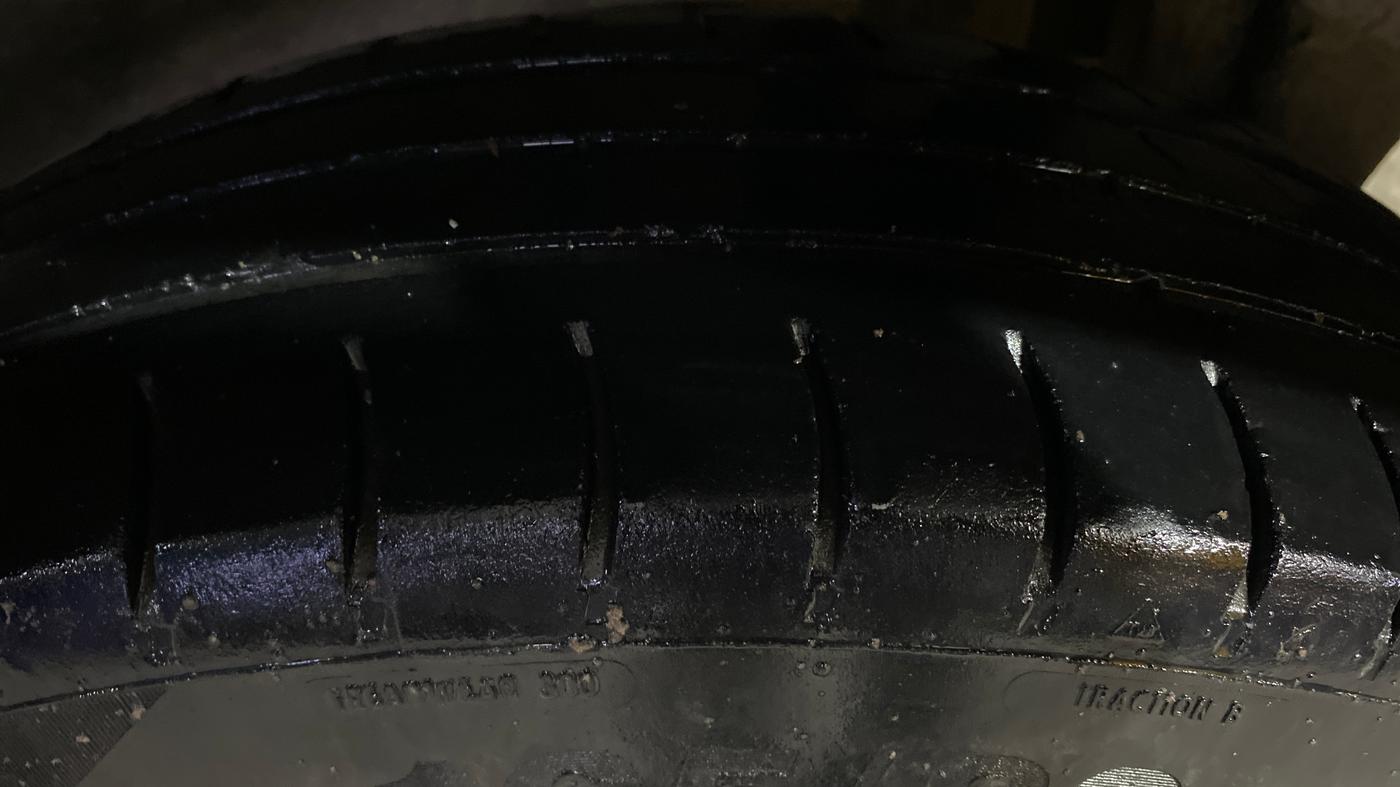 2017 Maruti Swift VXI, Petrol, Manual, 1,15,743 km, Left Rear Tyre Tread
