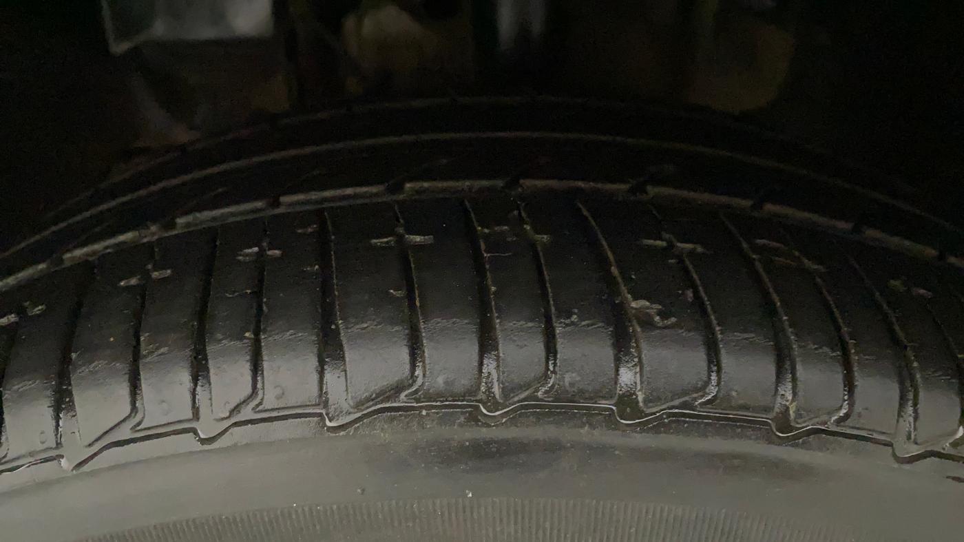 2021 Tata TIGOR XZ PLUS PETROL, Petrol, Manual, 33,813 km, Left Front Tyre Tread