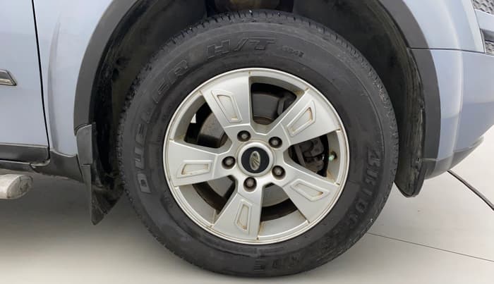 2014 Mahindra XUV500 W8, Diesel, Manual, 63,541 km, Right Front Wheel