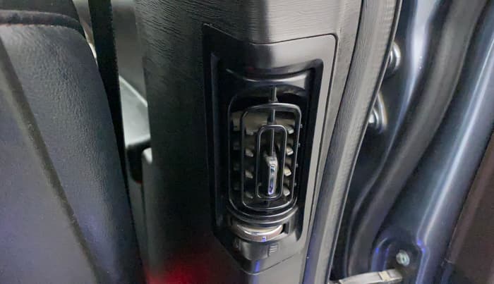 2014 Mahindra XUV500 W8, Diesel, Manual, 63,541 km, Rear AC Vents