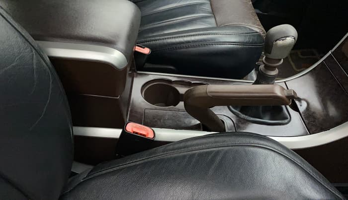 2014 Mahindra XUV500 W8, Diesel, Manual, 63,541 km, Gear Lever