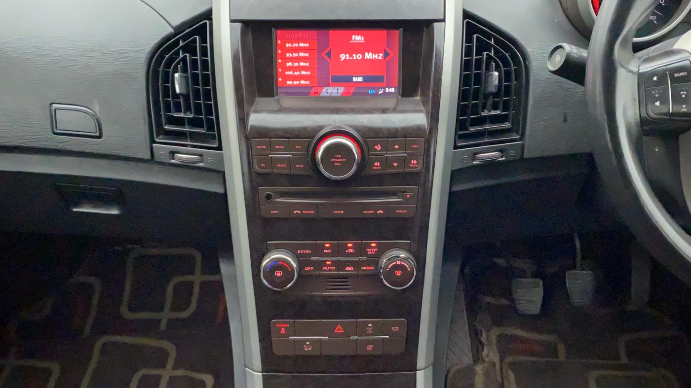 2014 Mahindra XUV500 W8, Diesel, Manual, 63,541 km, Air Conditioner