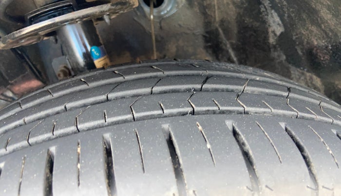 2018 Maruti Baleno ALPHA PETROL 1.2, Petrol, Manual, 41,625 km, Left Front Tyre Tread