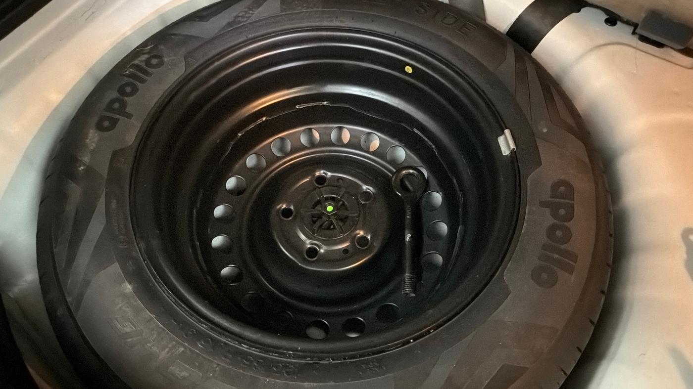 2019 Hyundai VENUE SX 1.0 TURBO, Petrol, Manual, 26,899 km, Spare Tyre