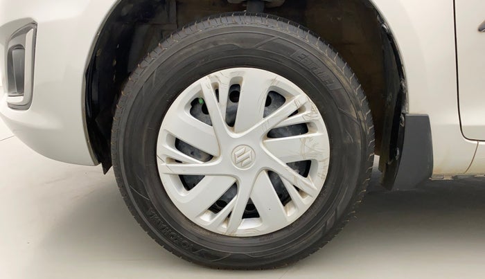 2015 Maruti Swift VXI, Petrol, Manual, 68,845 km, Left Front Wheel