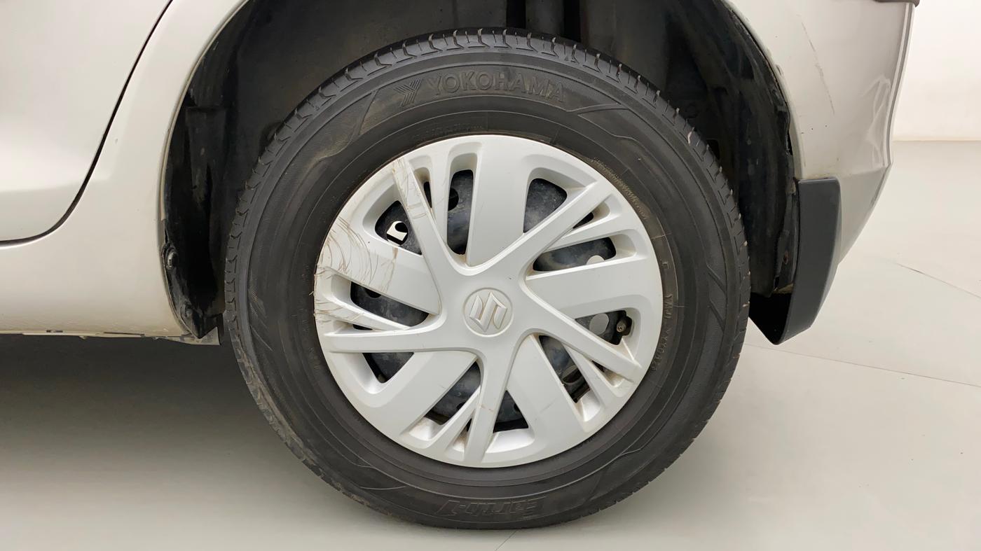 2015 Maruti Swift VXI, Petrol, Manual, 68,845 km, Left Rear Wheel