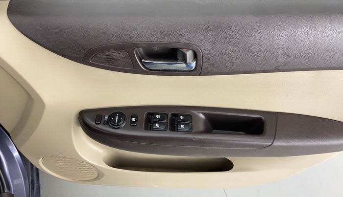 2009 Hyundai i20 ASTA 1.2, Petrol, Manual, 43,707 km, Driver Side Door Panels Control