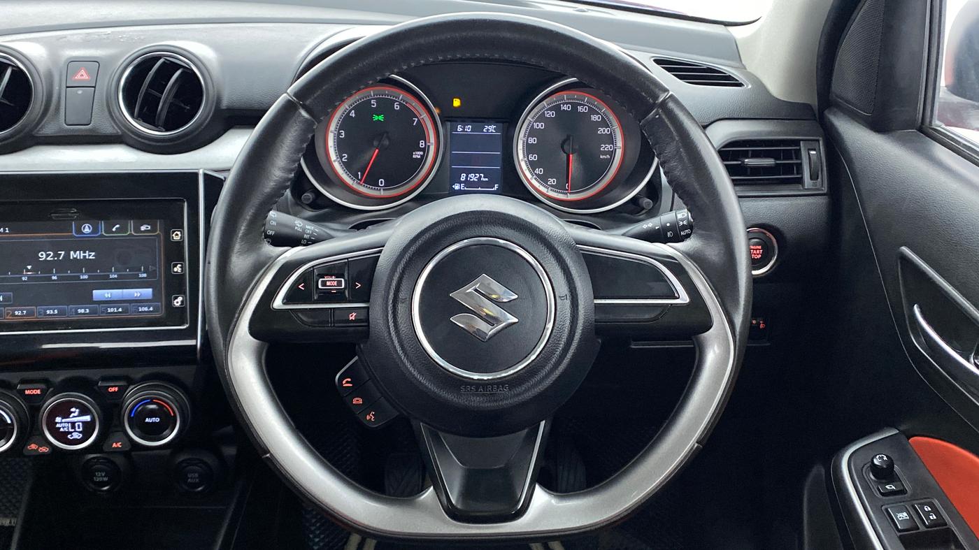 2019 Maruti Swift ZXI+, Petrol, Manual, 82,012 km, Steering Wheel Close Up