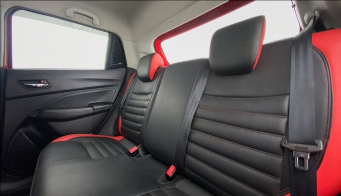 2019 Maruti Swift ZXI+, Petrol, Manual, 82,012 km, Right Side Rear Door Cabin