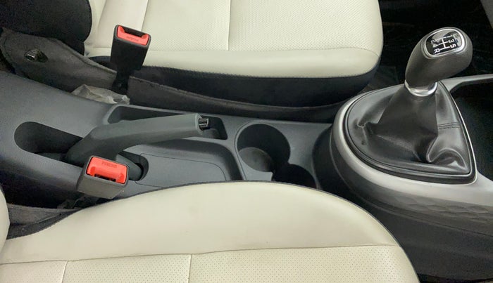 2022 Hyundai GRAND I10 NIOS SPORTZ 1.2 KAPPA VTVT CNG, CNG, Manual, 35,825 km, Gear Lever