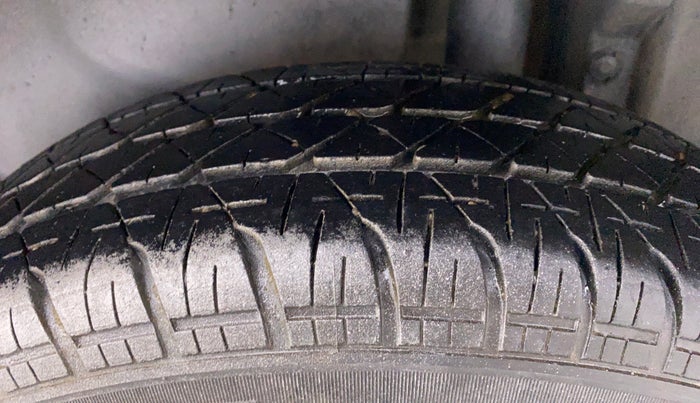2017 Maruti Swift Dzire VDI OPT, Diesel, Manual, 89,837 km, Left Rear Tyre Tread