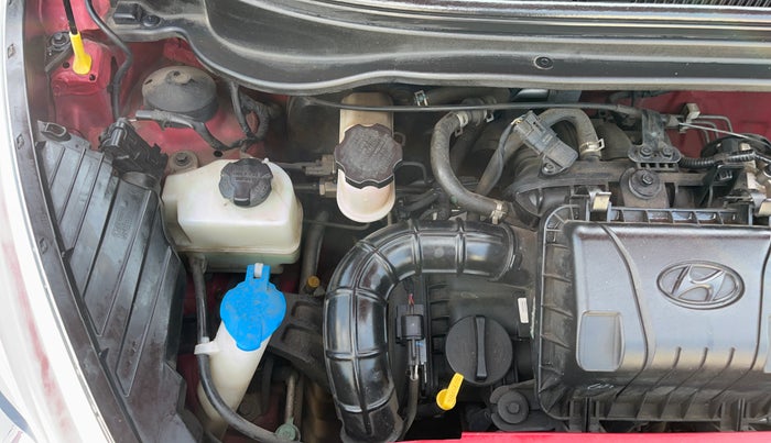 2018 Hyundai Eon ERA +, Petrol, Manual, 33,491 km, Engine View - Right