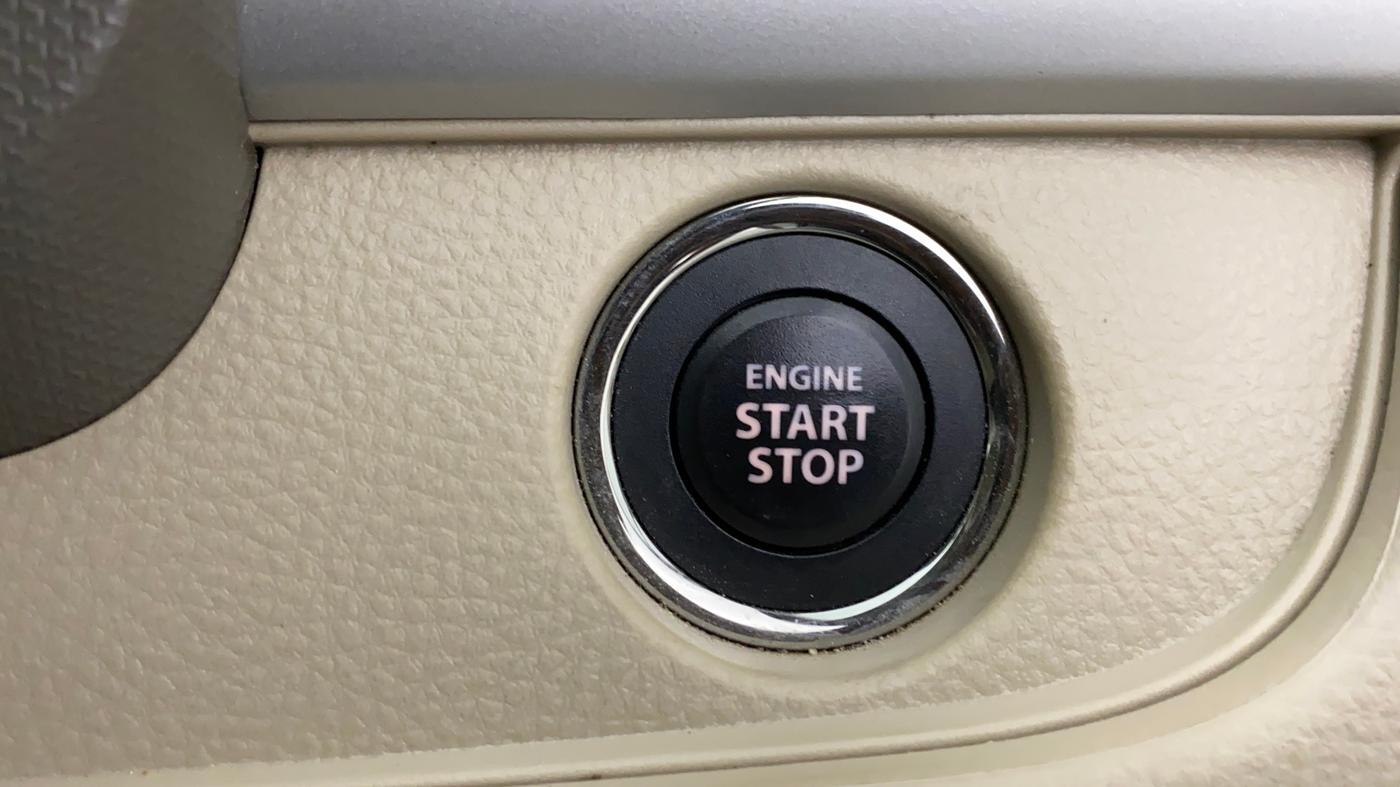 2016 Maruti Ertiga ZXI, Petrol, Manual, 51,258 km, Keyless Start/ Stop Button