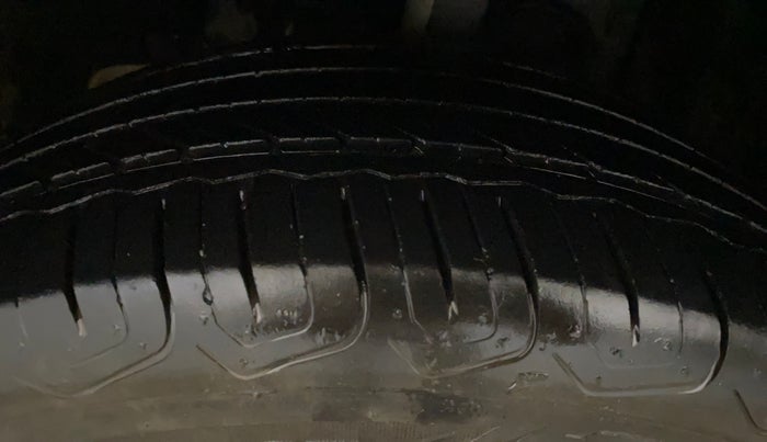 2020 Tata NEXON XMA PETROL, CNG, Automatic, 91,310 km, Left Front Tyre Tread