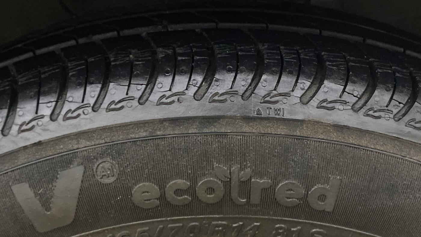 2021 Maruti S PRESSO VXI PLUS AMT, Petrol, Automatic, 12,822 km, Right Front Tyre Tread