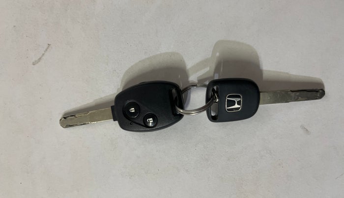 2012 Honda City 1.5L I-VTEC V MT, Petrol, Manual, 99,983 km, Key Close Up